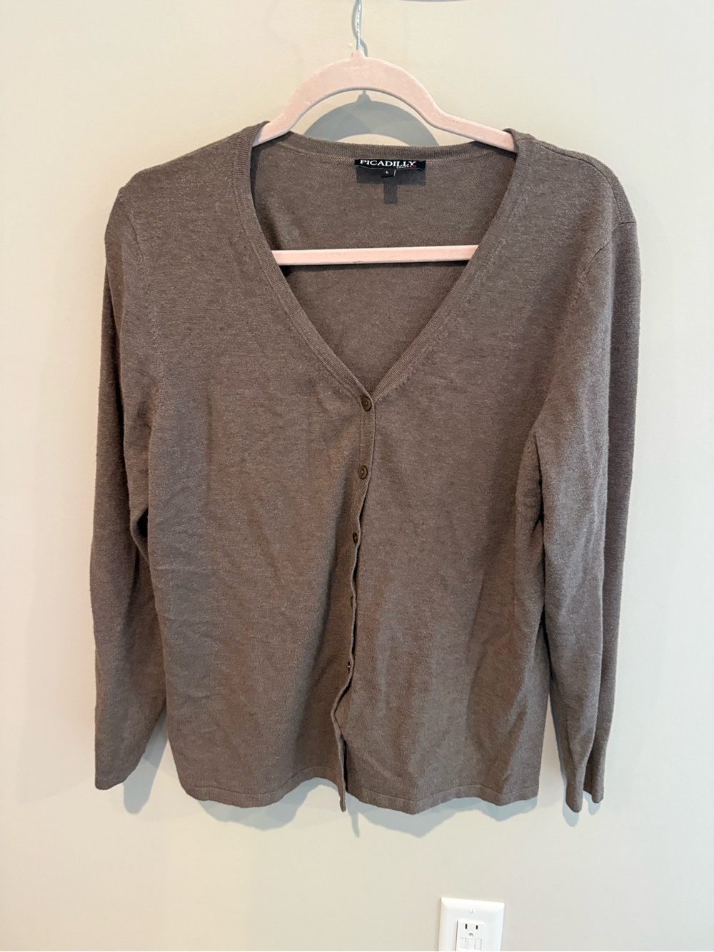 Picadilly Canada V-neck cardigan sweater